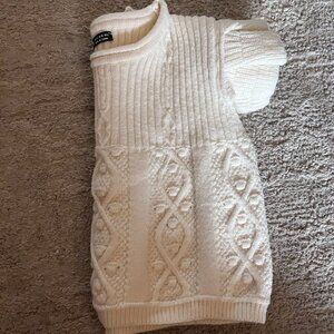 Cropped Short sleeve Sweater with ruffled sleeves